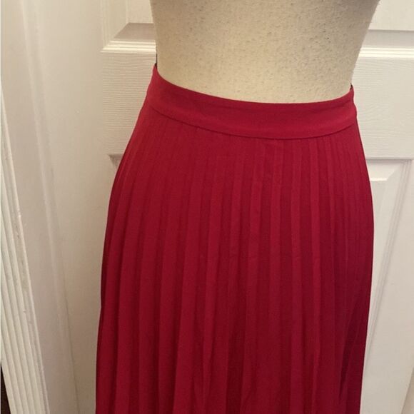 A.l.C. Elegant red Lace Hem Skirt, US0 - Picture 7 of 12